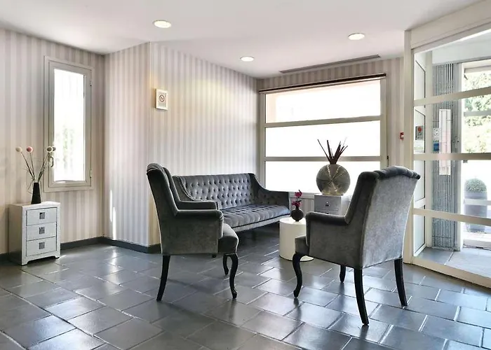 מלון דירות Zenitude Hotel-residences 4*