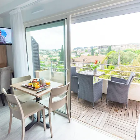 Zenitude Hôtel-résidences 4* Le Cannet