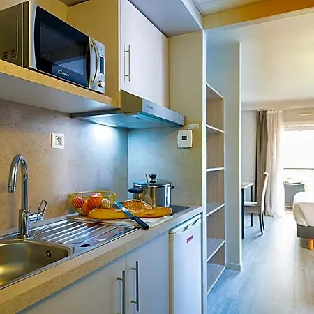 Zenitude Hotel-residences 4*
