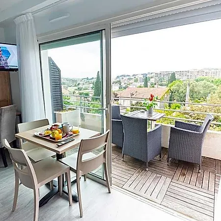 Aparthotel Zenitude Hotel-residences 4*