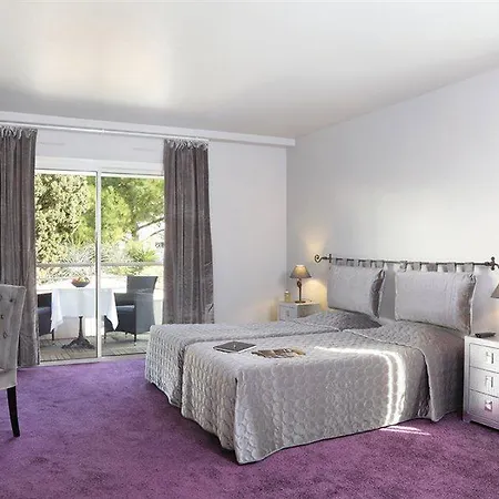 Zenitude Hôtel-résidences 4*