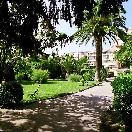 Aparthotel Zenitude Hotel-residences 4*