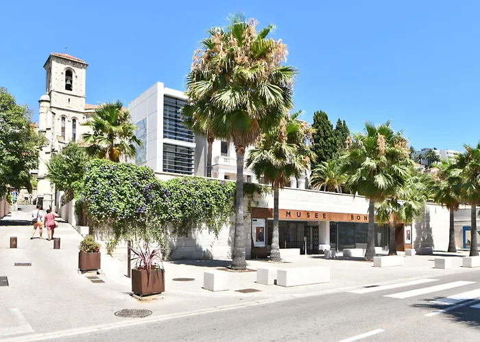 Zenitude Hotel-residences 4*