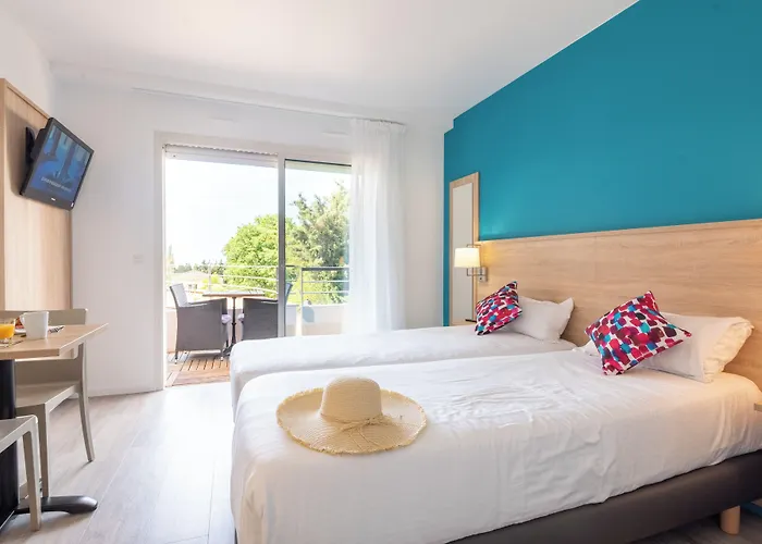 Zenitude Hotel-residences 아파트호텔 르까네