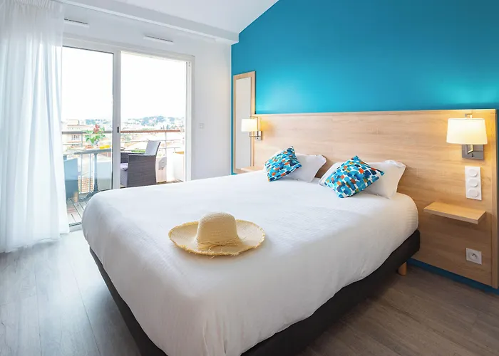 Zenitude Hotel-residences 르까네